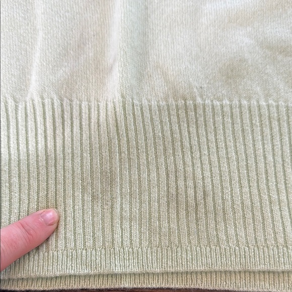 J. Crew Cashmere shrunken crewneck sweater Size S - Picture 4 of 13